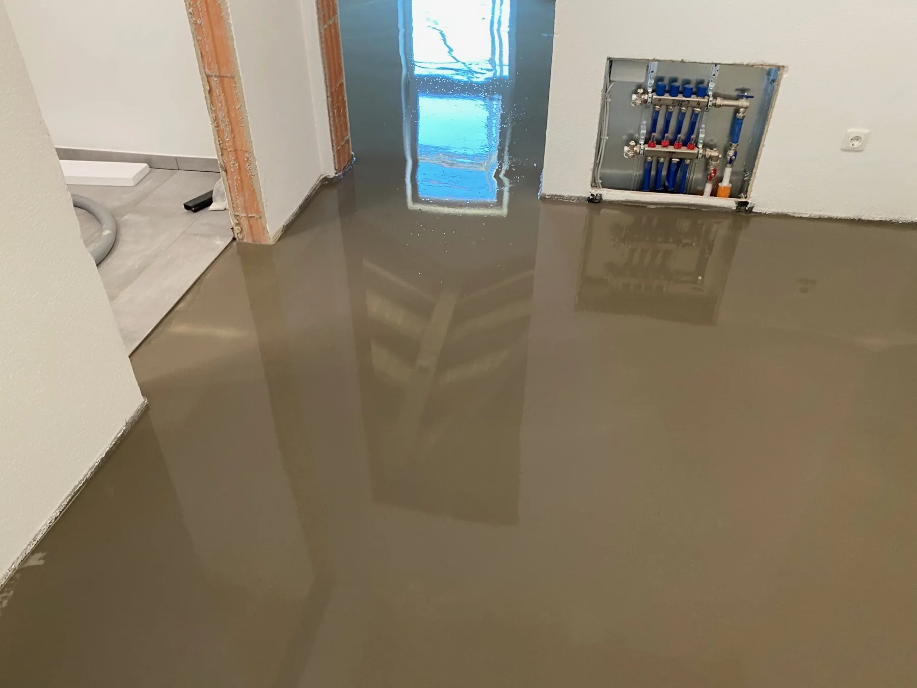 Verlegter Vinyl-Designboden in Holzoptik