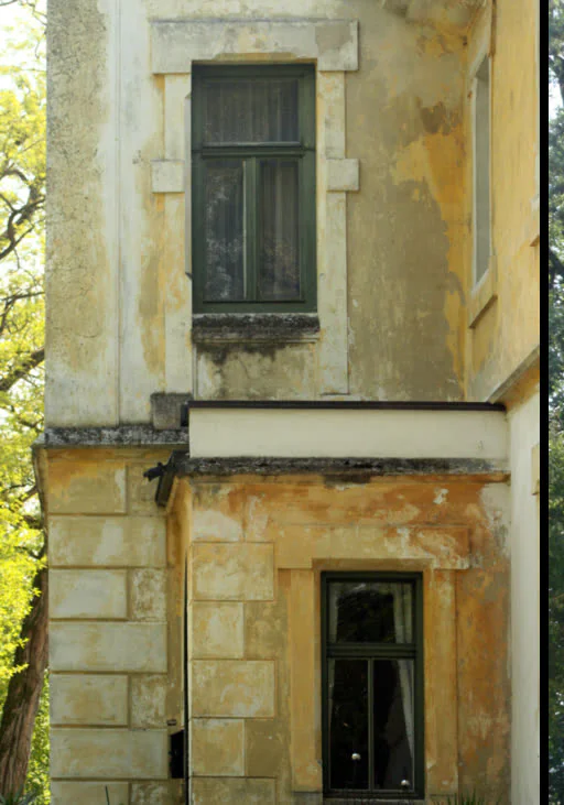 Fassadendetail vor der Restaurierung